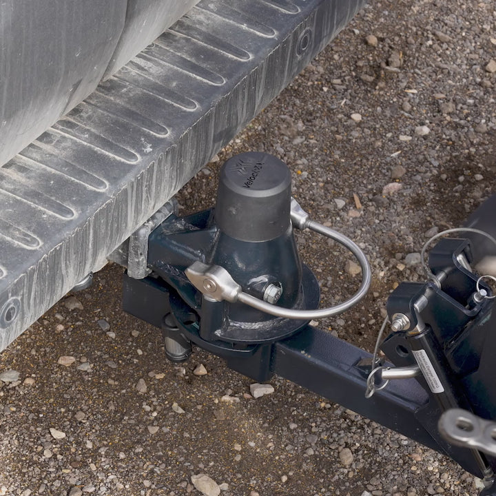 Axis Hitch Adaptor